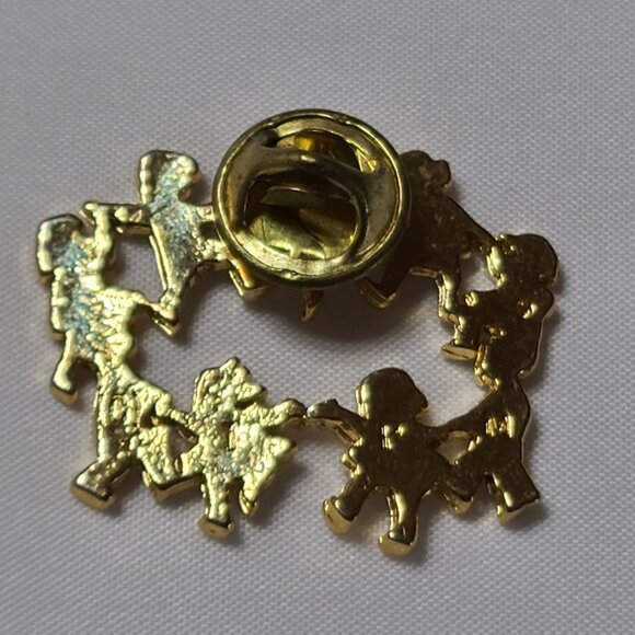 Gold-Tone Pin Brooch With Children Holding Hands Ring Around The Rosie - Picture 2 of 6